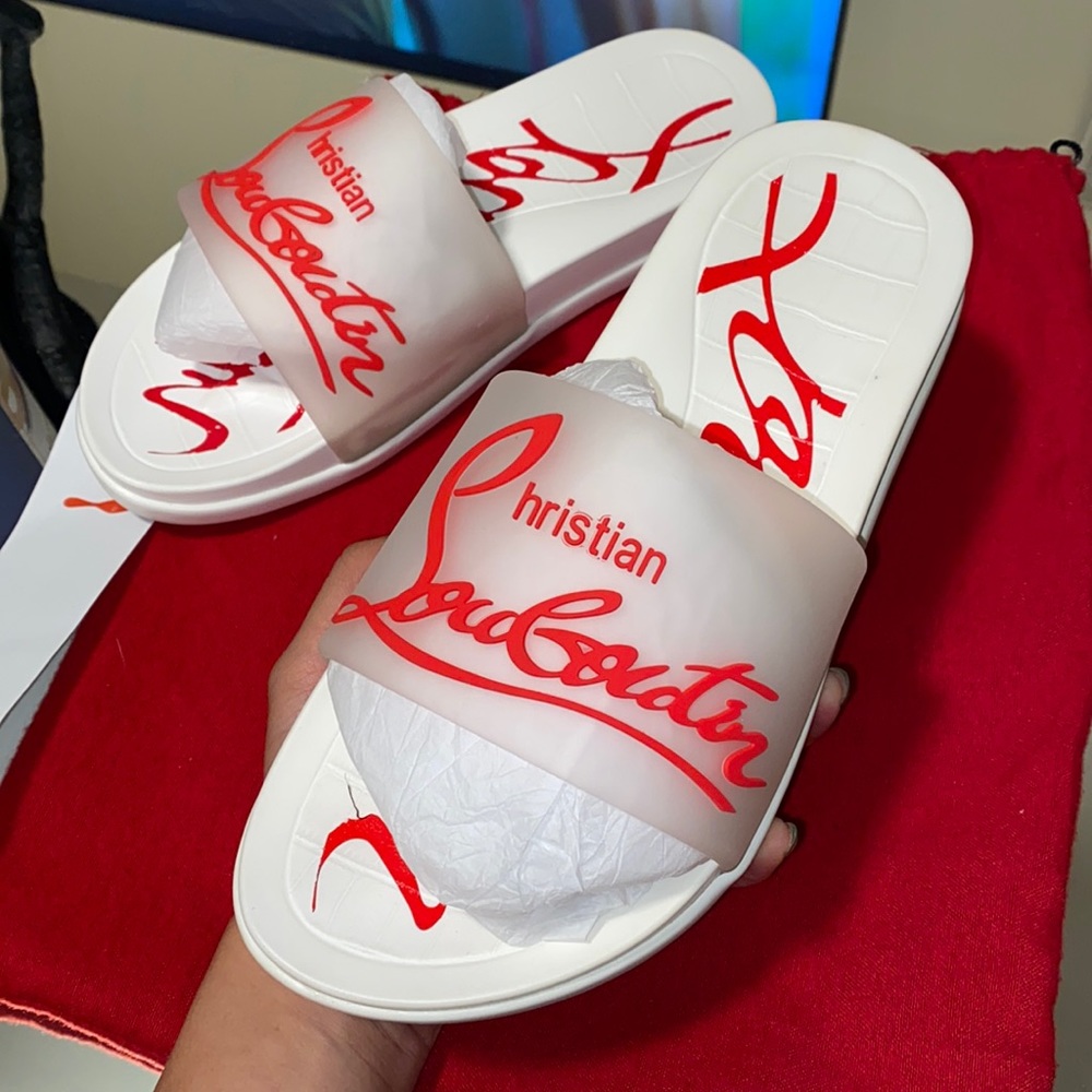 CHRISTIAN LOUBOUTIN